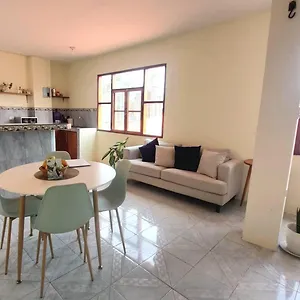 Casa Playa Marinos , Puerto Baquerizo Moreno Ecuador